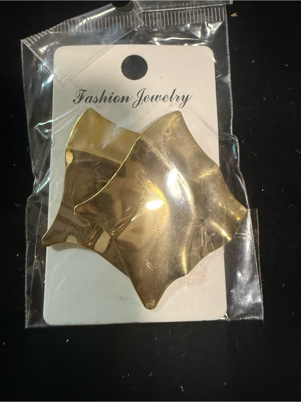 Fashion Jewelry Shiny Gold Sculptural Wave Earrings